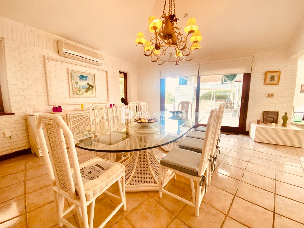 Casa ID.39062 - Alquiler y venta en mansa con 7 dormitorios