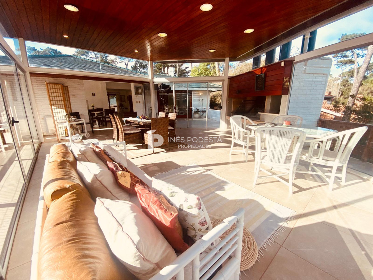 Casa ID.39062 - Alquiler y venta en mansa con 7 dormitorios