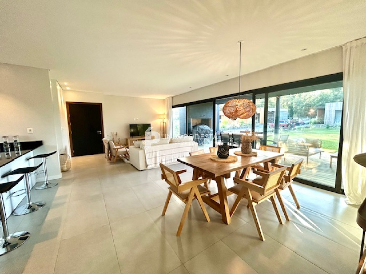 Casa ID.40814 - Alquiler en San Rafael barrio privado 3 dormitorios Punta del Este