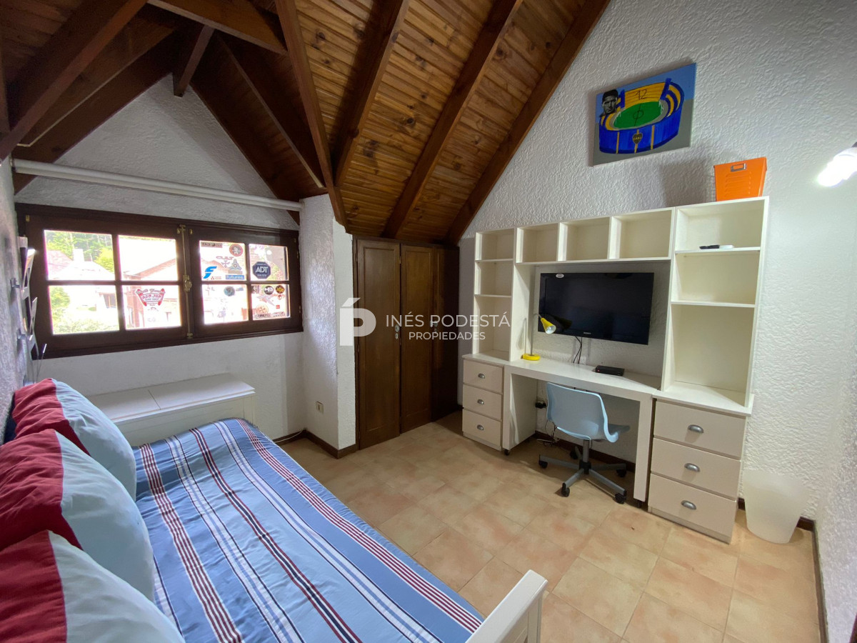 Casa ID.6797 - CASA VENTA Y ALQUILER DE TEMPORADA 4 DORMITORIOS Y DEPENDENCIA 