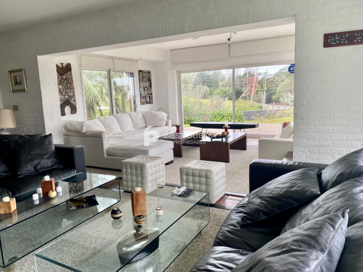 Casa ID.42319 - Venta propiedad con 7 dormitorios y 6 baños