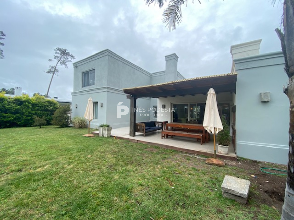 Casa ID.38326 - Alquiler CASA EN MARLY 4 DORMITORIOS
