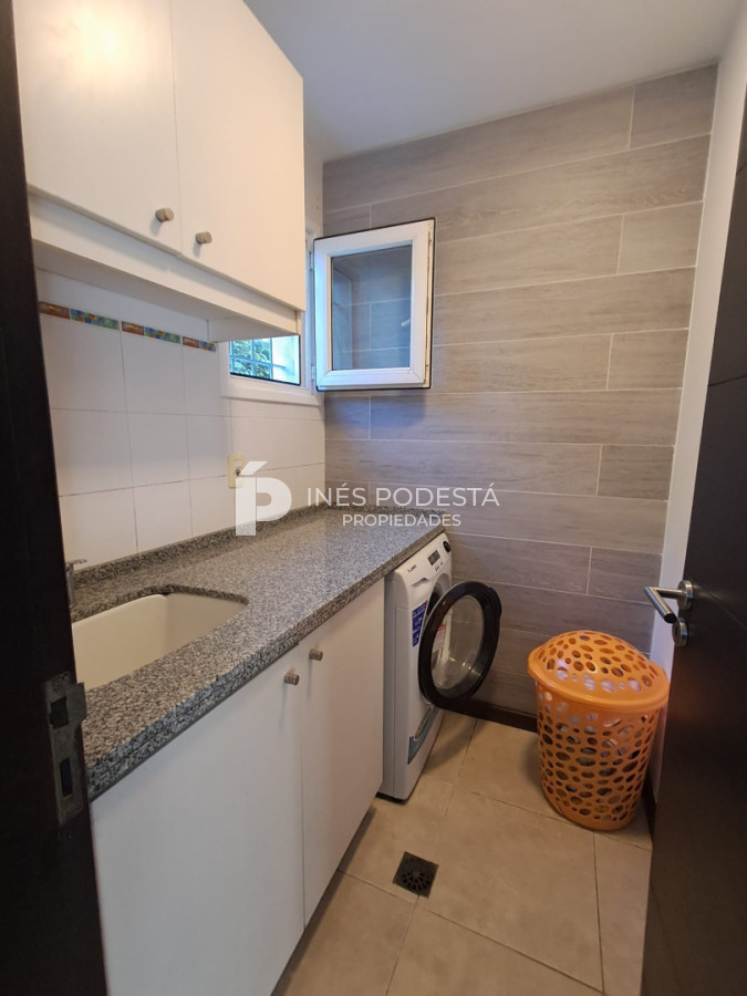 Casa ID.41900 - Casa en venta con 3 dormitorios y 2 baños