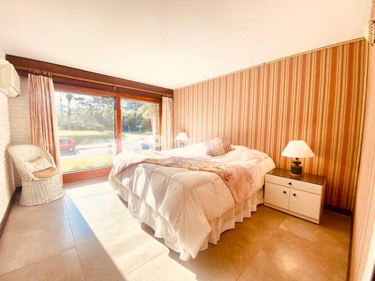 Casa ID.39062 - Alquiler y venta en mansa con 7 dormitorios