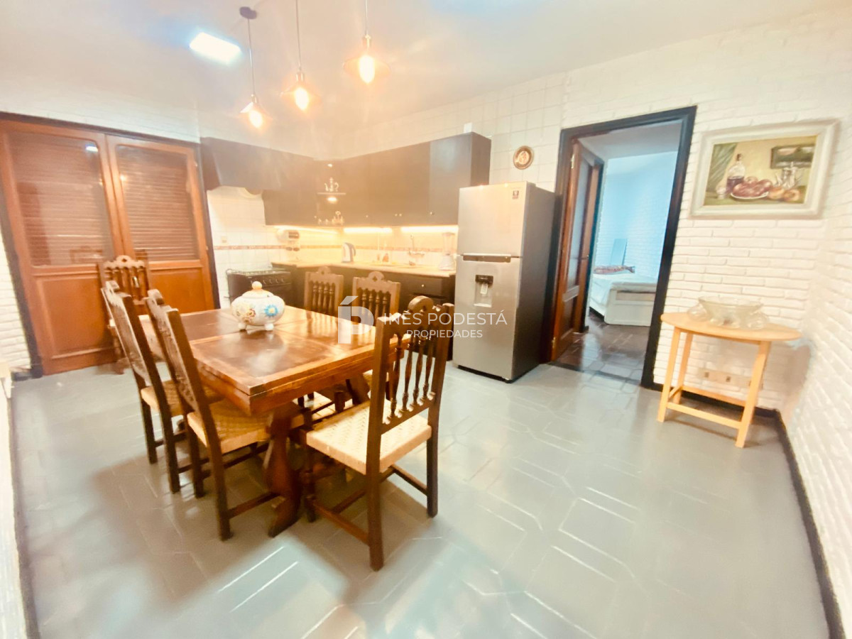 Casa ID.39062 - Alquiler y venta en mansa con 7 dormitorios