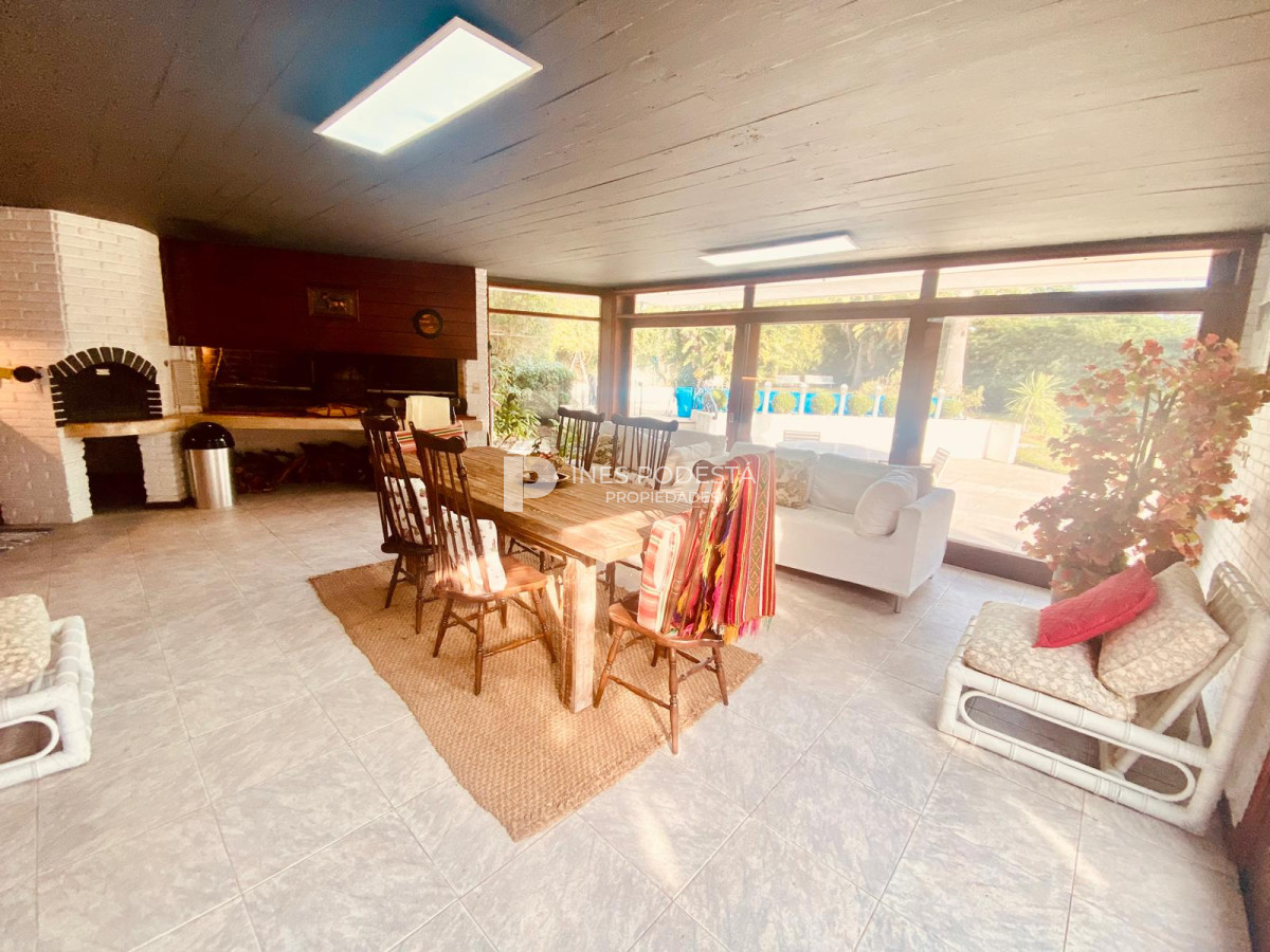 Casa ID.39062 - Alquiler y venta en mansa con 7 dormitorios