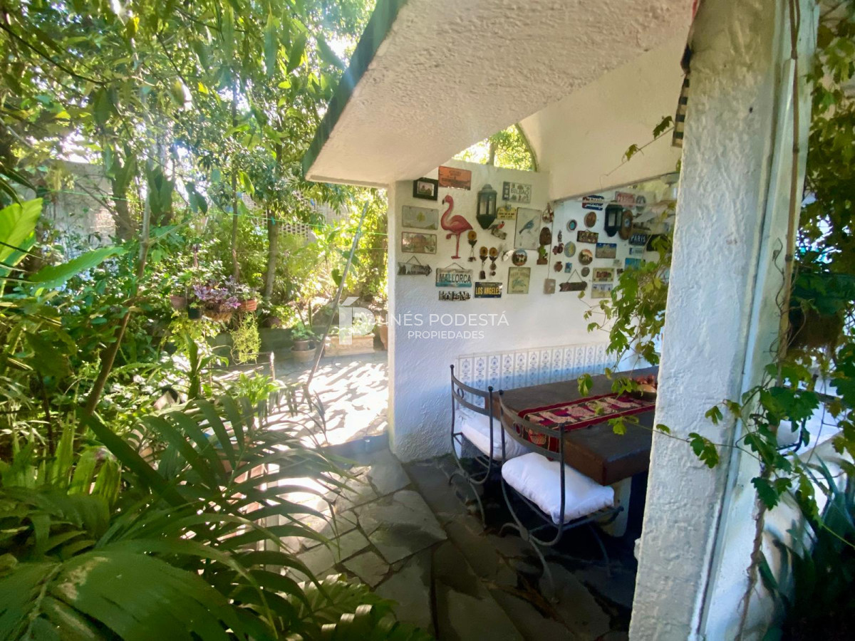 Casa ID.1973 - Venta en Cantegril 4 dormitorios y dependencia de servicio