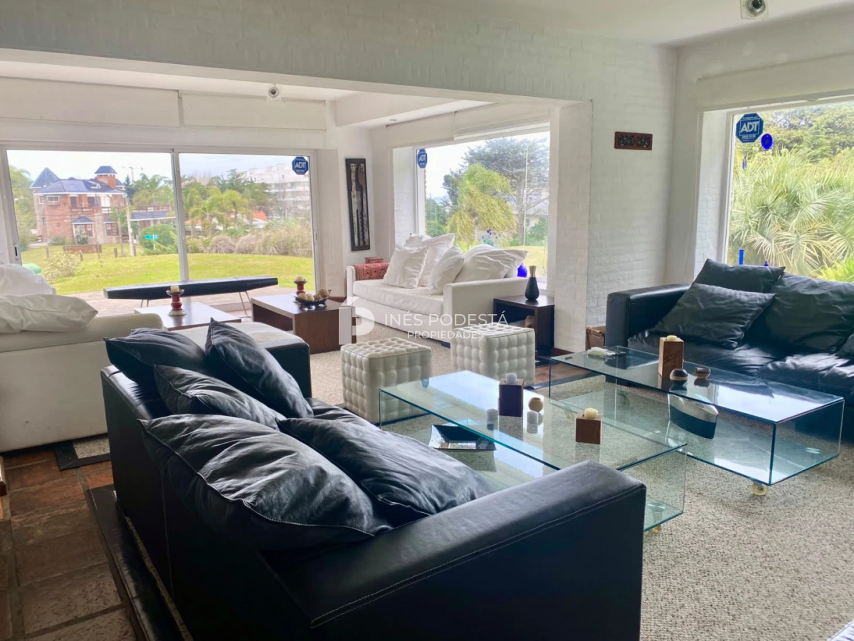 Casa ID.42319 - Venta propiedad con 7 dormitorios y 6 baños