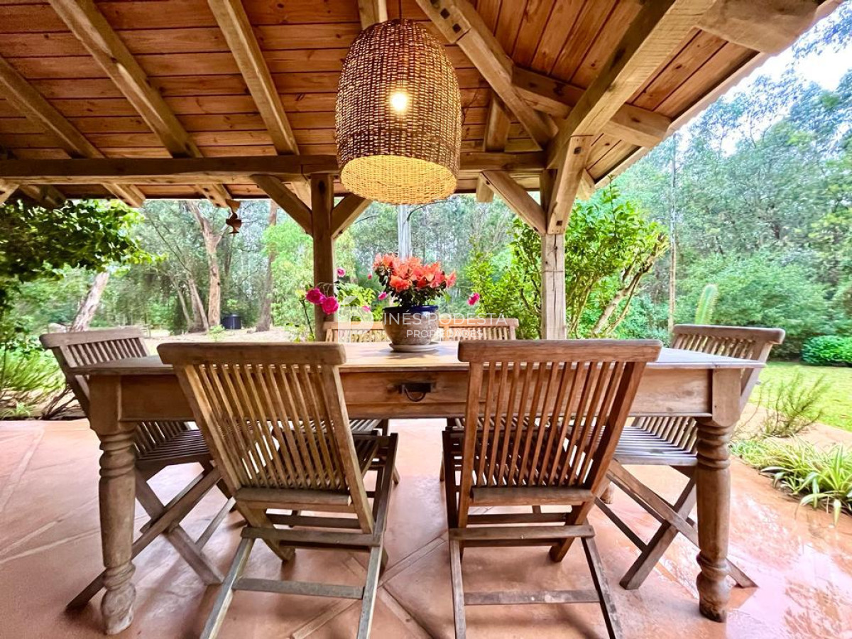 Casa ID.39397 - Casa en venta Burnett 4 dormitorios con piscina