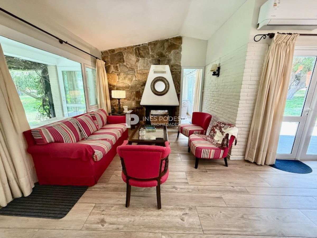 Casa ID.41863 - Alquiler 6 dormitorios y 6 baños