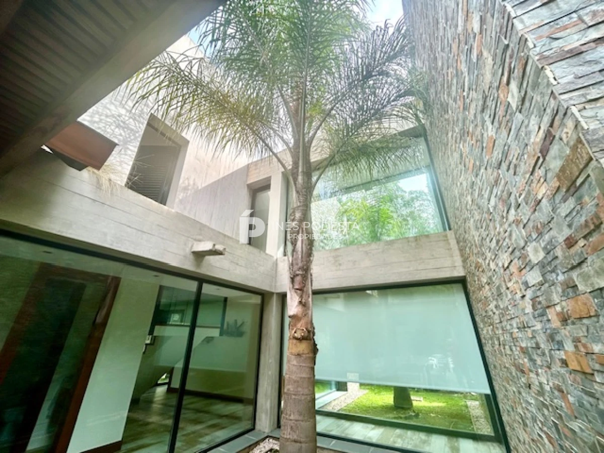 Casa ID.38311 - Venta casa retasada en Solanas Design Village con 4 dorm + estar