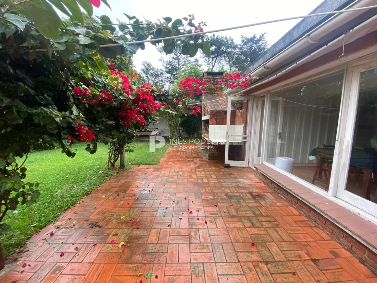 Casa ID.4647 - Venta casa con 4 dormitorios Punta del Este