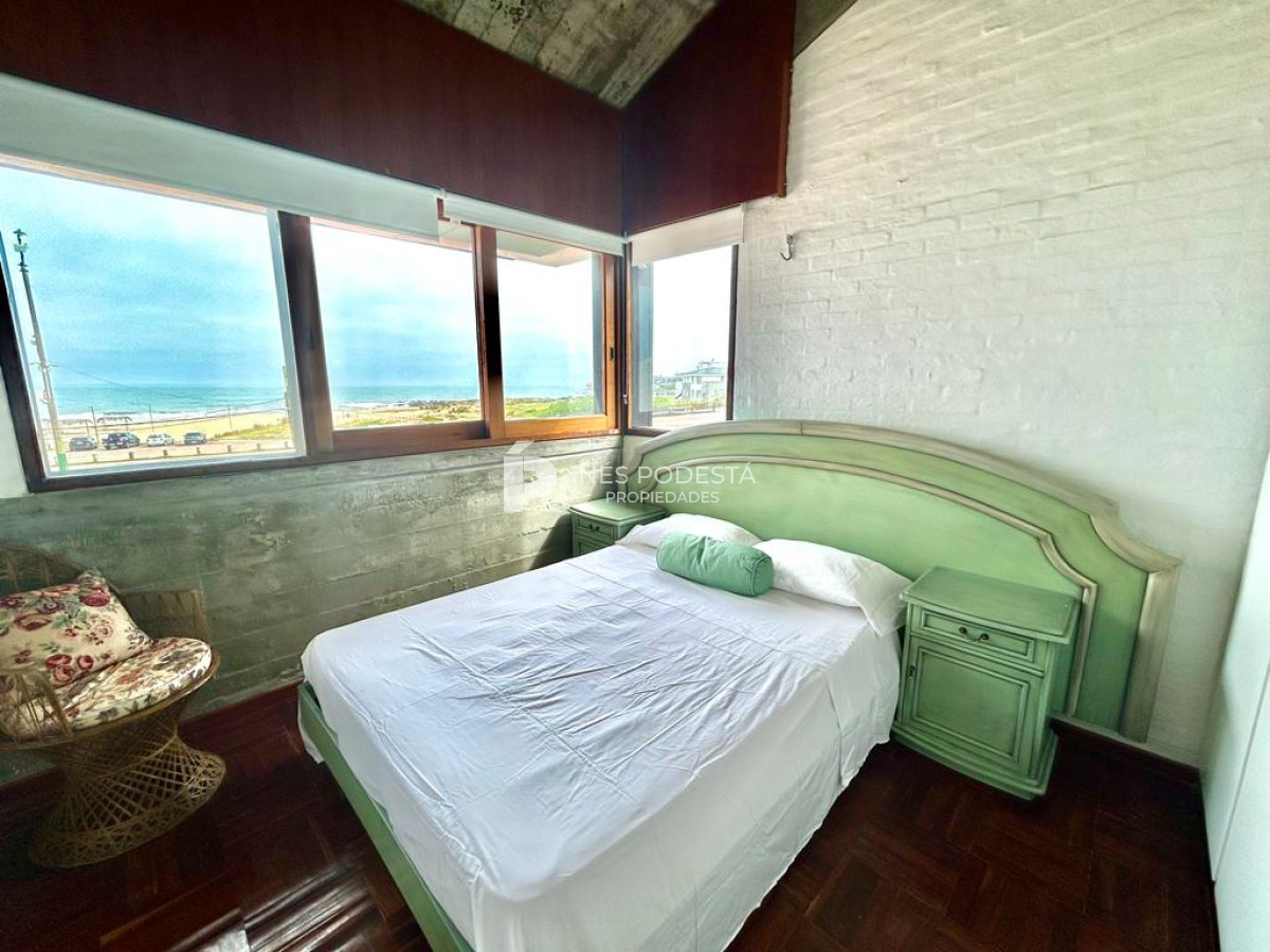 Casa ID.40332 - Alquiler en Montoya frente a la playa, 4 dormitorios, y piscina