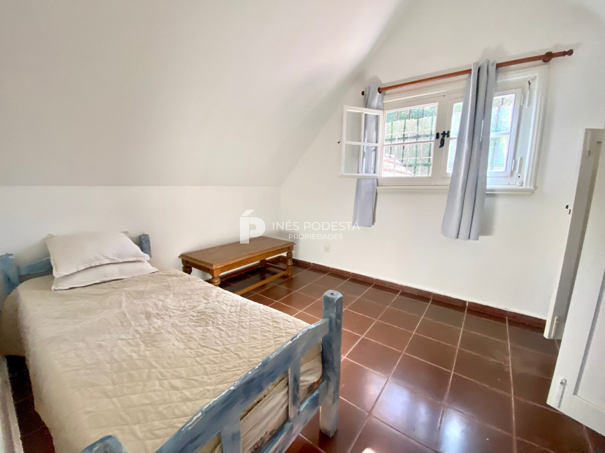 Casa ID.37941 - Casa en Venta Punta del Este 5 dormitorios Golf