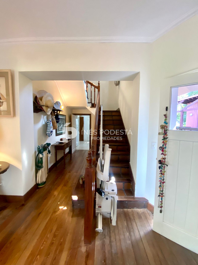 Casa ID.37941 - Casa en Venta Punta del Este 5 dormitorios Golf