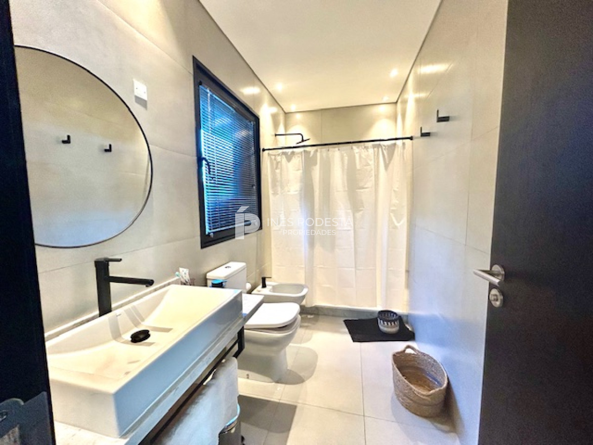 Casa ID.40814 - Alquiler en San Rafael barrio privado 3 dormitorios Punta del Este