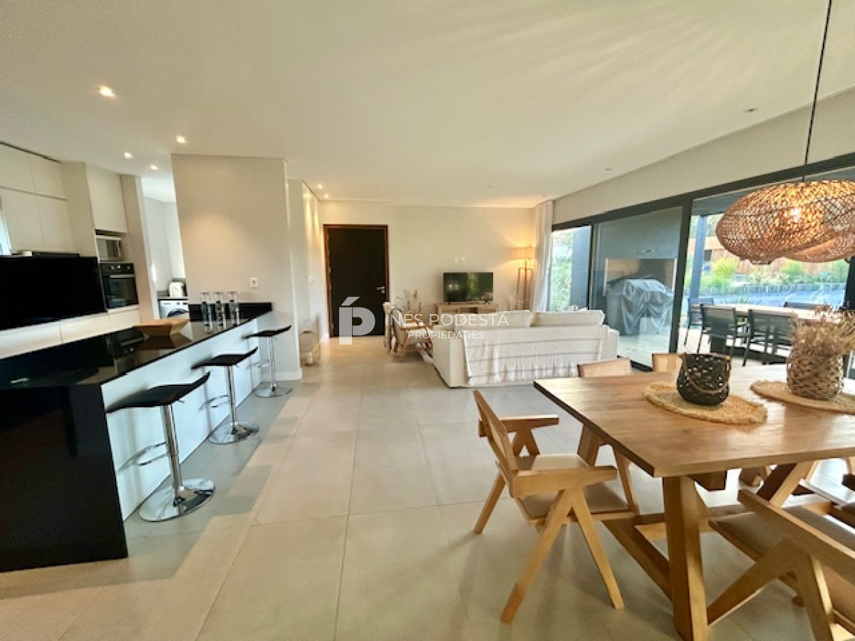 Casa ID.40814 - Alquiler en San Rafael barrio privado 3 dormitorios Punta del Este