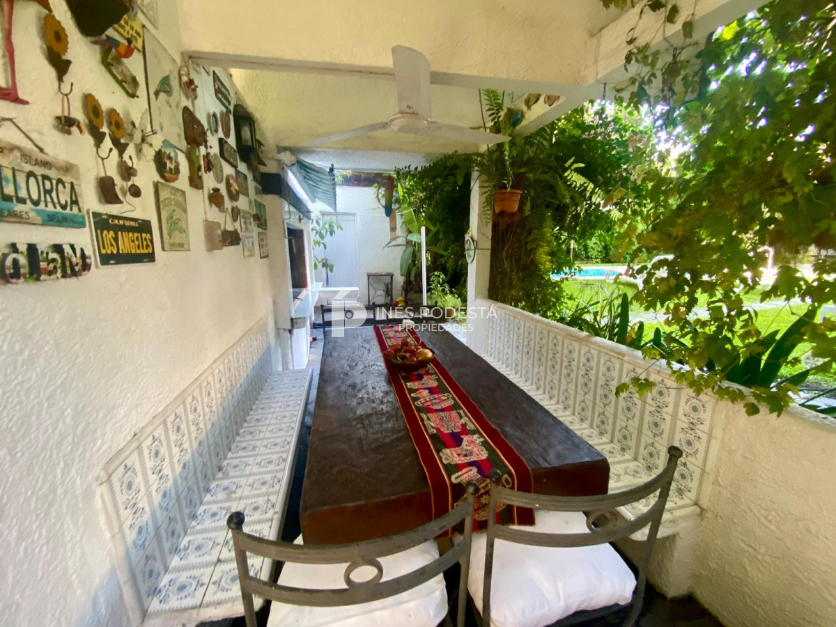 Casa ID.1973 - Venta en Cantegril 4 dormitorios y dependencia de servicio