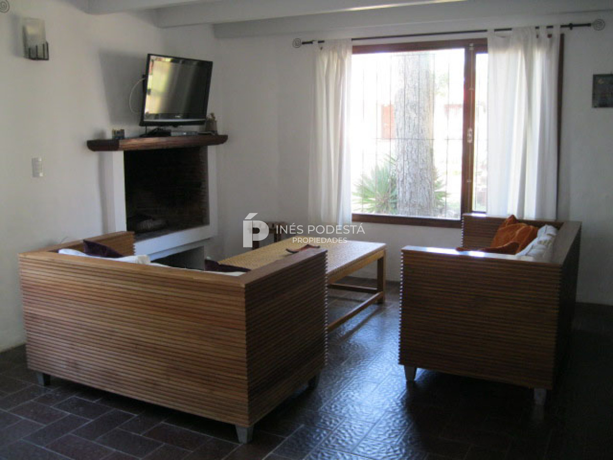 Casa ID.6033 - Pinares, 3 dormitorios a 500 mts de la rambla