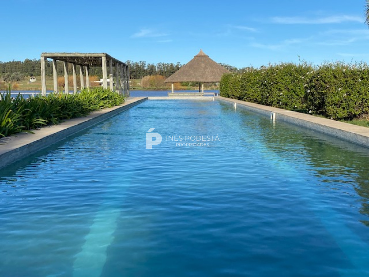 Casa ID.40180 - VENTA EN PUEBLO MIO, DOS SUITES MÁS TOILETTE