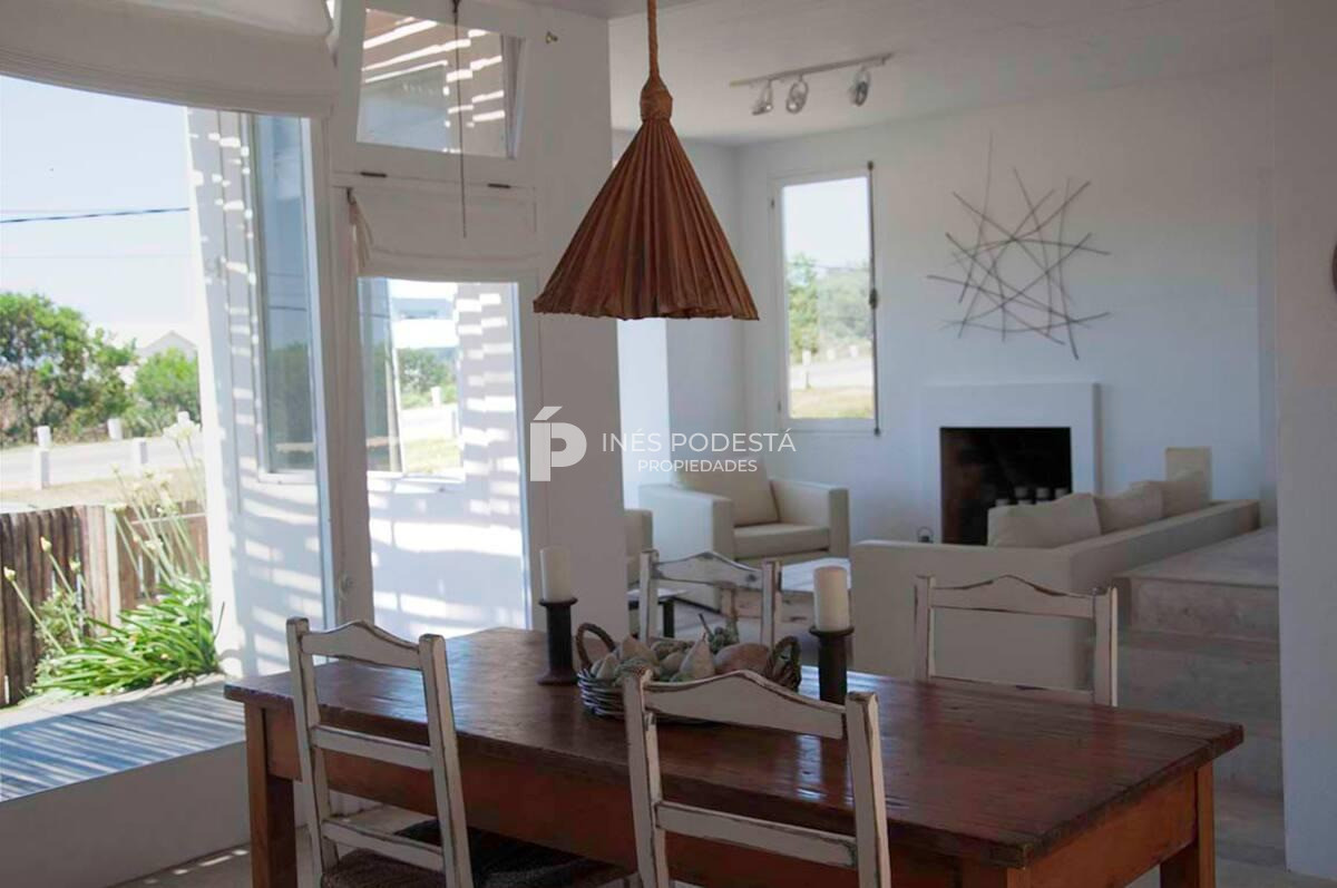 Casa ID.41594 - Venta en Punta Piedras con 2 dormitorios