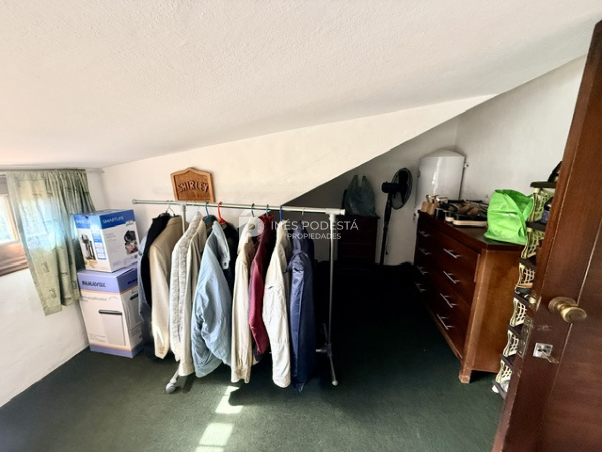 Casa ID.230 - Venta casa con 3 dormitorios y medio con piscina