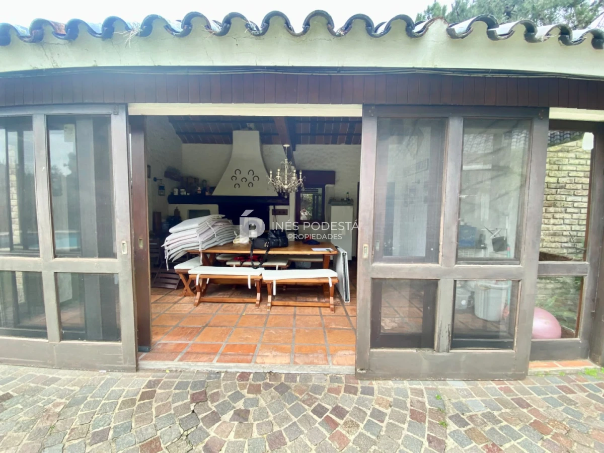 Casa ID.42319 - Venta propiedad con 7 dormitorios y 6 baños