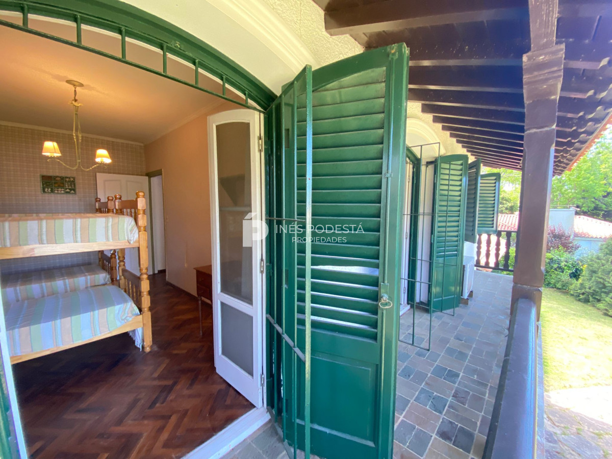 Casa ID.6993 - ALQUILER San Rafael, 4 dormitorios