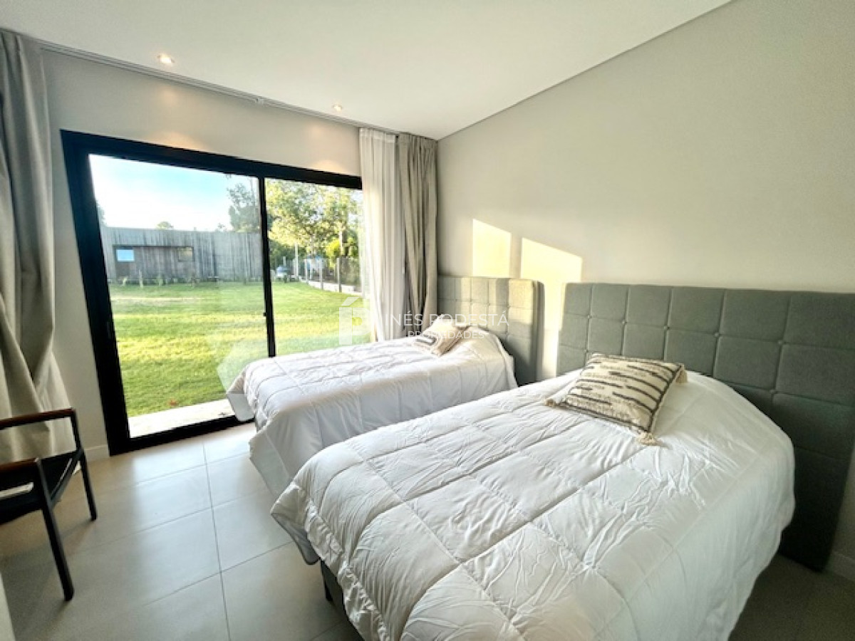 Casa ID.40814 - Alquiler en San Rafael barrio privado 3 dormitorios Punta del Este