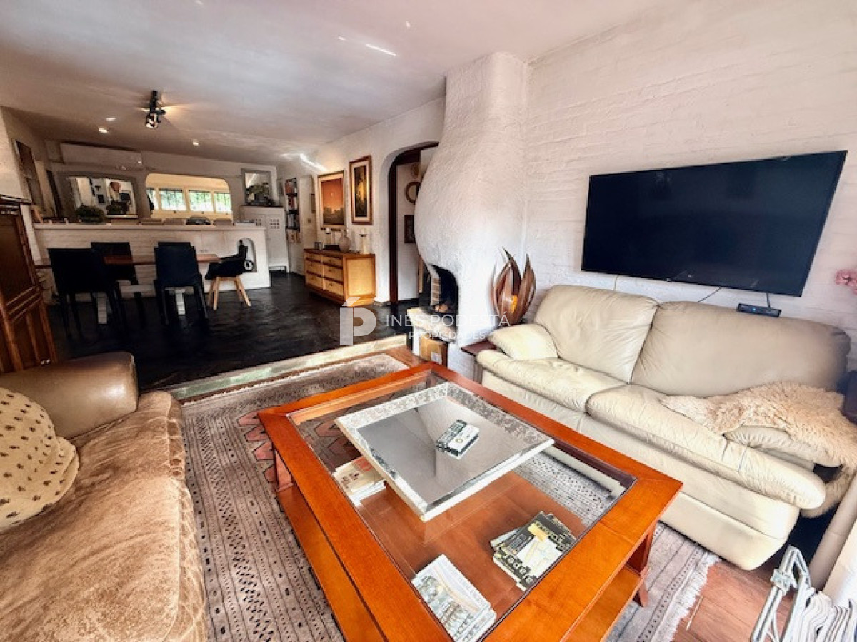 Casa ID.41924 - Se vende estupendo lote con casa