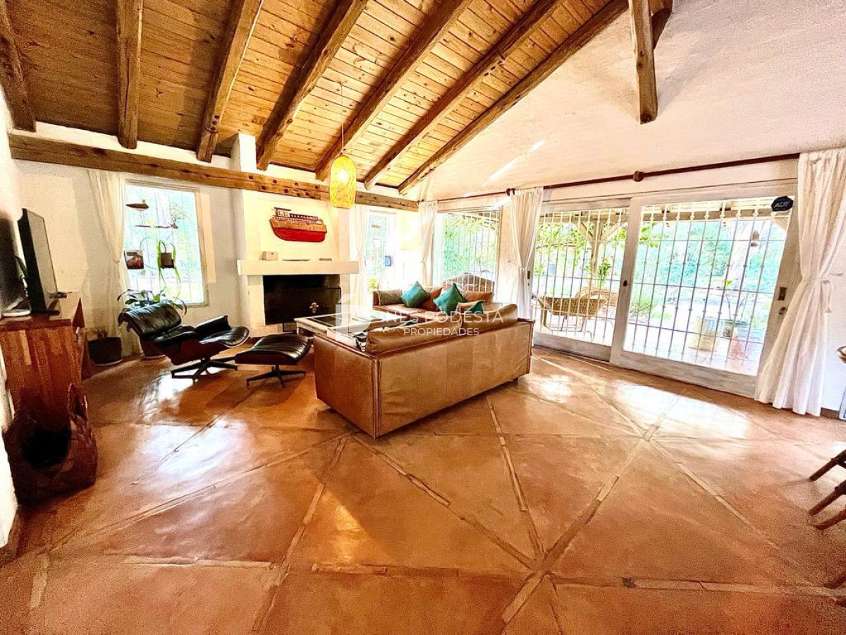 Casa ID.39397 - Casa en venta Burnett 4 dormitorios con piscina