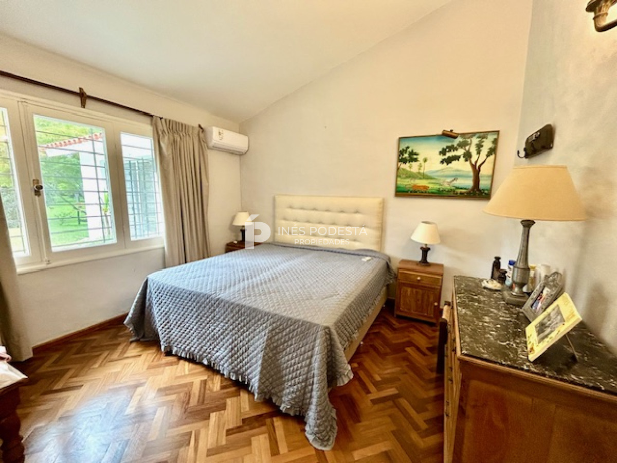 Casa ID.40762 - Venta en mansa con 4 dormitorios más 2 dormitorios exteriores