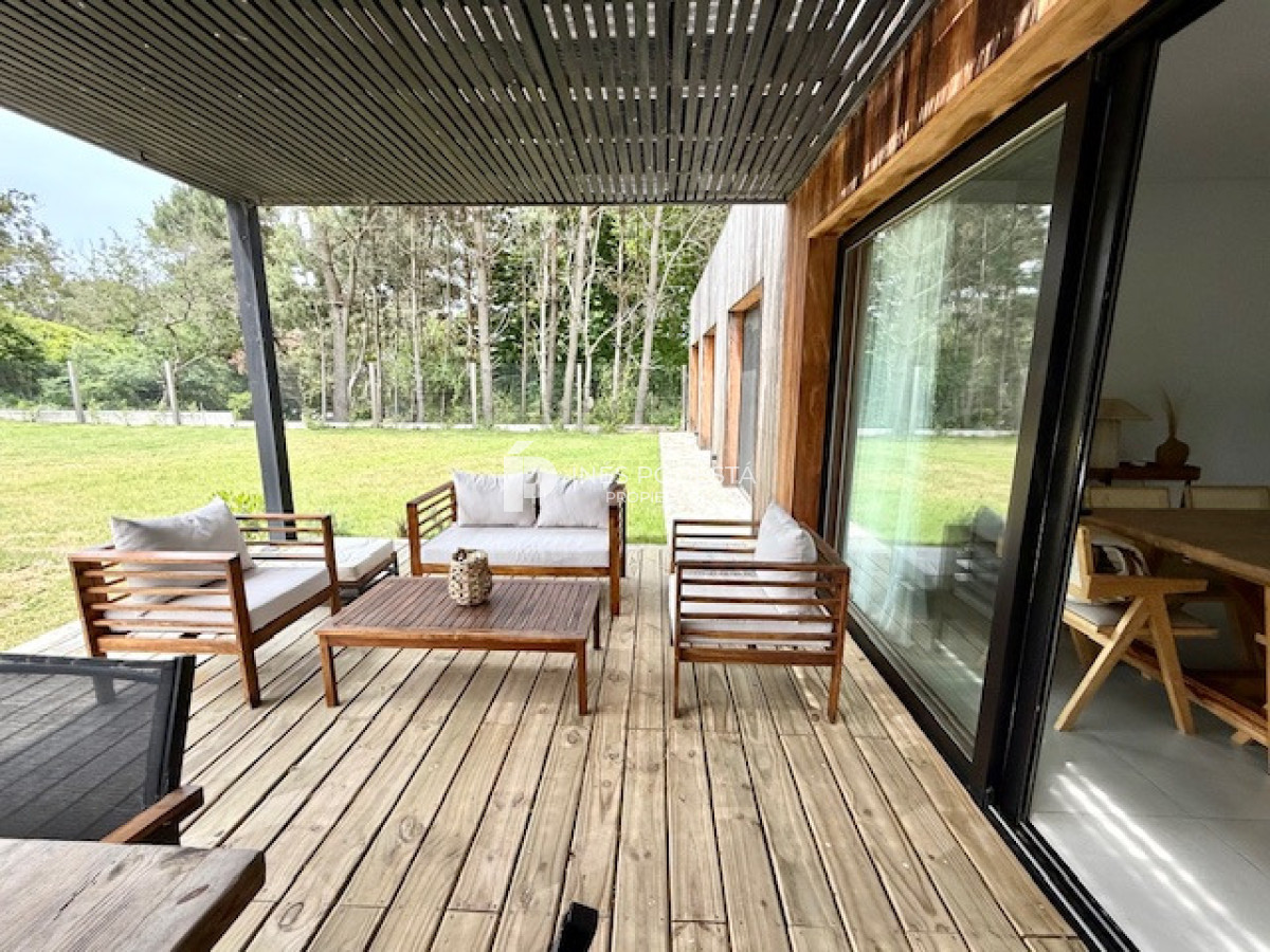 Casa ID.40814 - Alquiler en San Rafael barrio privado 3 dormitorios Punta del Este