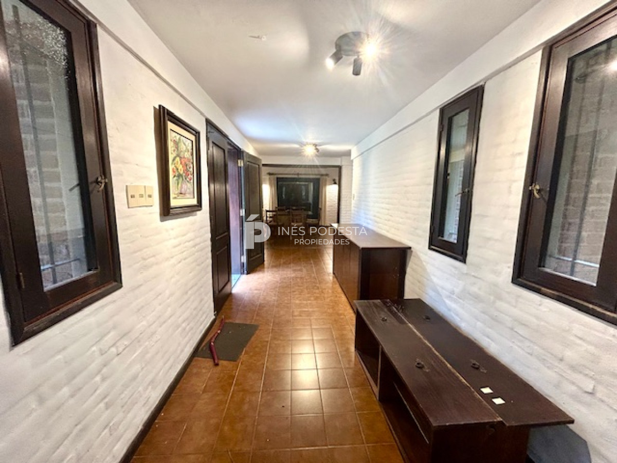 Casa ID.6104 - Venta casa 3 dormitorios y dependencia de servicio