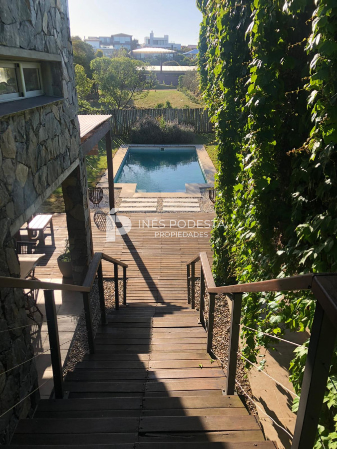 Casa ID.37525 - Alquiler temporada en José Ignacio con 4 dormitorios y dependencia de servicio