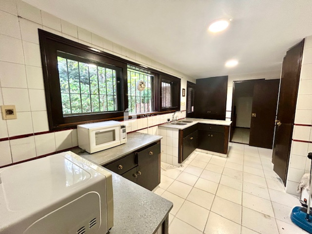 Casa ID.6104 - Venta casa 3 dormitorios y dependencia de servicio