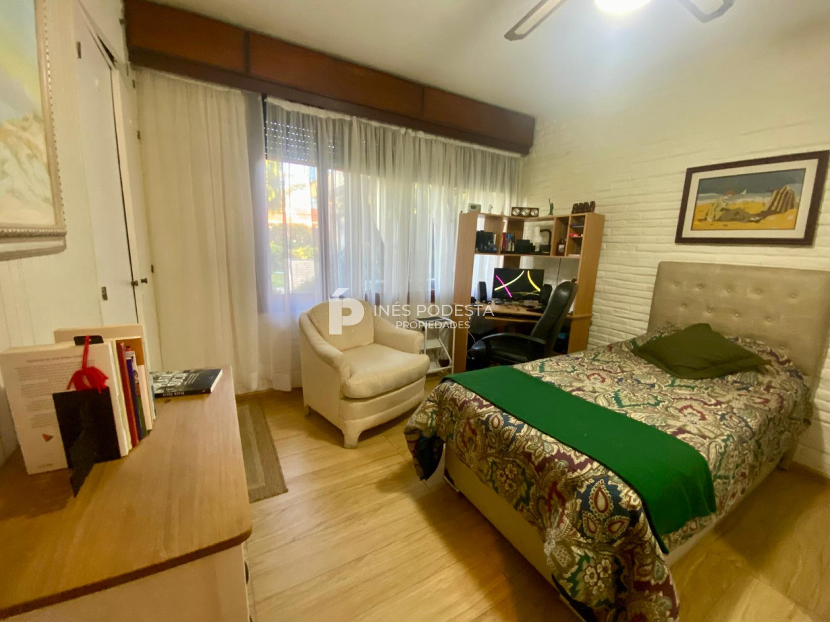 Casa ID.8046 - Alquiler casa de 5 dormitorios 