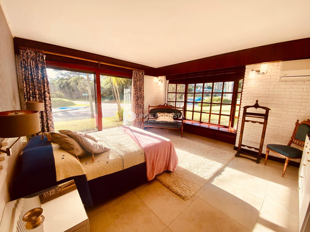 Casa ID.39062 - Alquiler y venta en mansa con 7 dormitorios
