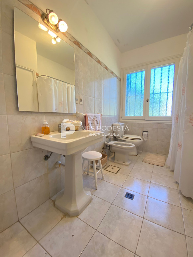 Casa ID.6993 - ALQUILER San Rafael, 4 dormitorios