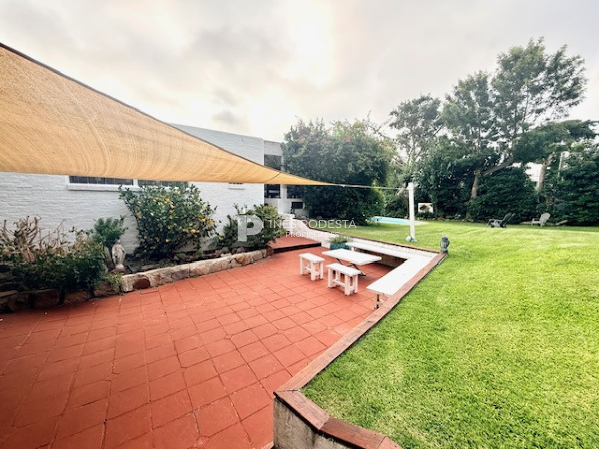 Casa ID.41924 - Se vende estupendo lote con casa