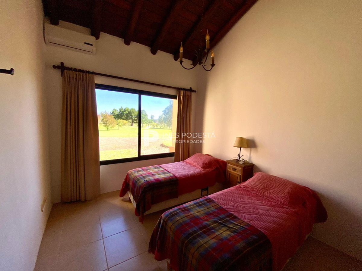 Casa ID.7337 - CASA EN VENTA EN BARRIO PRIVADO EL QUIJOTE 