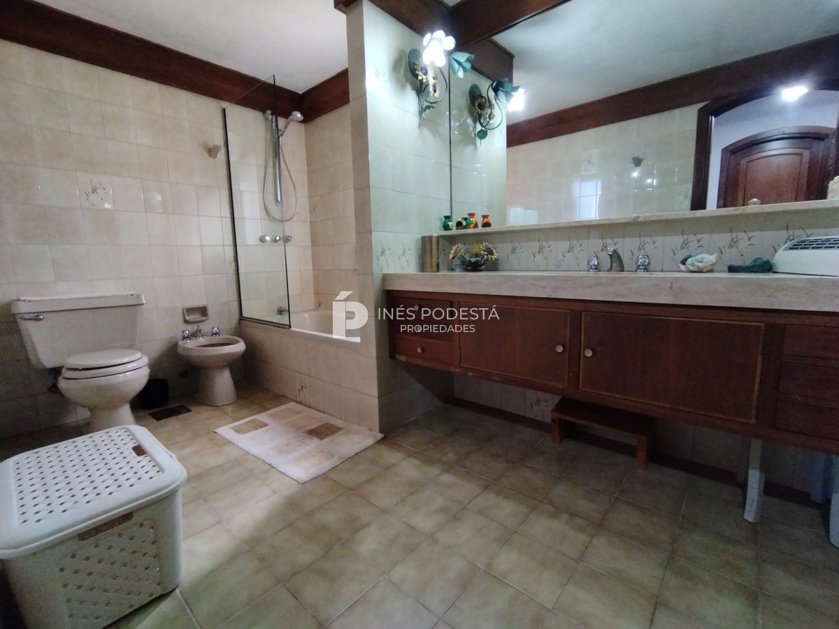 Casa ID.39070 - VENTA CASA EN PINARES 4 DORMITORIOS 