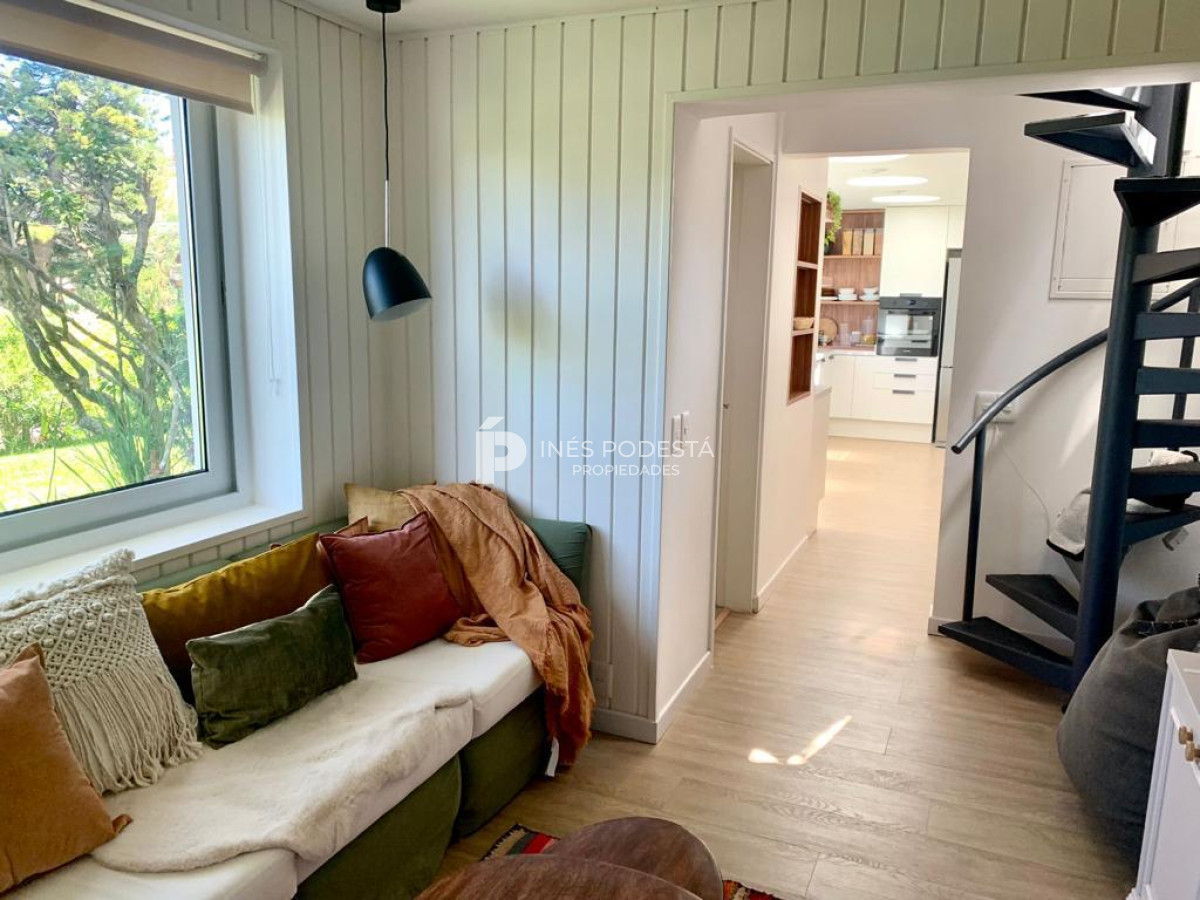 Casa ID.40186 - ALQUILER MANSA CON 4 DORMITORIOS Y 3 BAÑOS,  PILETA CLIMATIZADA