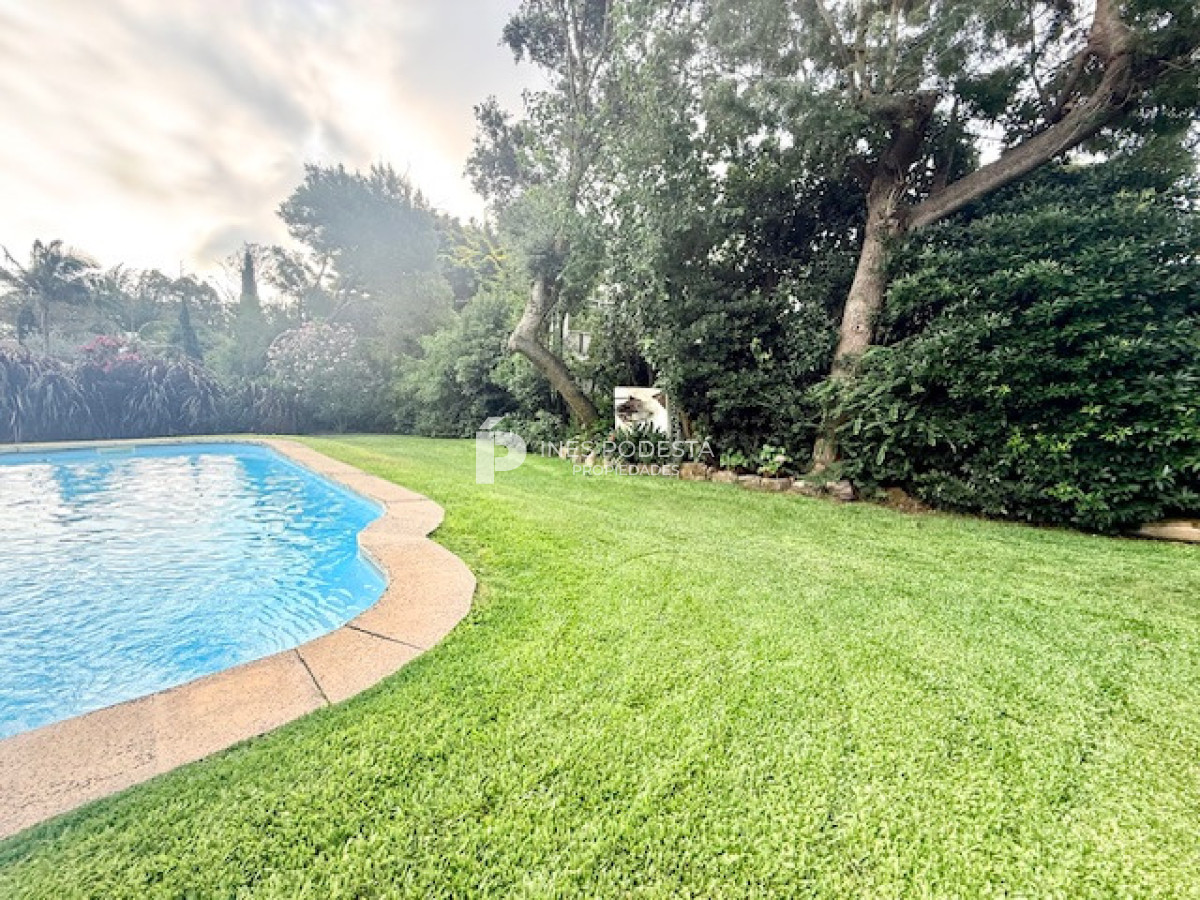 Casa ID.41924 - Se vende estupendo lote con casa