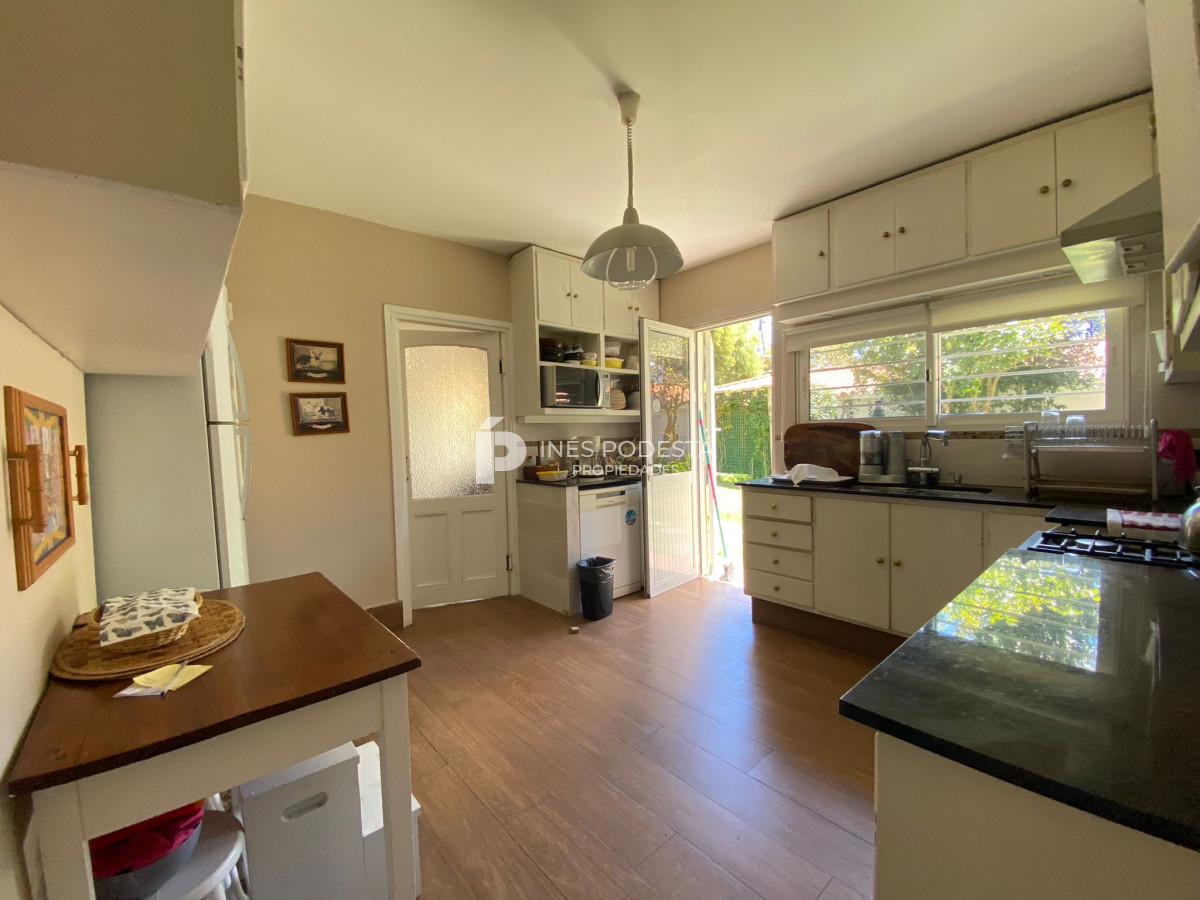 Casa ID.6993 - ALQUILER San Rafael, 4 dormitorios