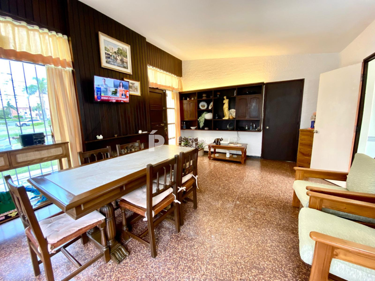 Casa ID.42072 - Casa de 2 dormitorios Mansa Punta del Este