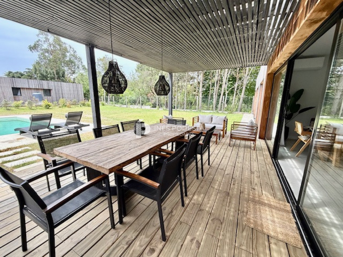 Casa ID.40814 - Alquiler en San Rafael barrio privado 3 dormitorios Punta del Este