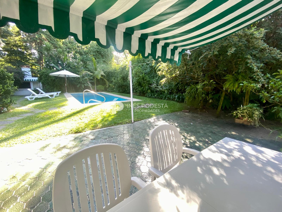 Casa ID.1973 - Venta en Cantegril 4 dormitorios y dependencia de servicio