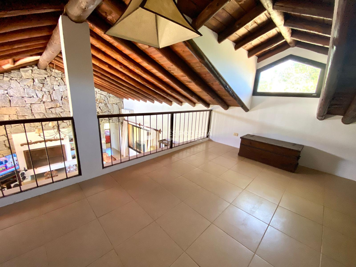 Casa ID.7337 - CASA EN VENTA EN BARRIO PRIVADO EL QUIJOTE 