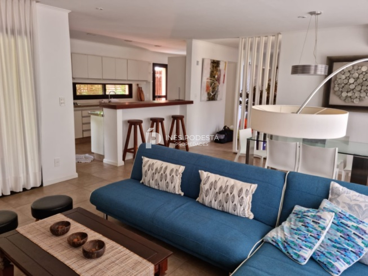 Casa ID.39969 - Casa en barrio privado 